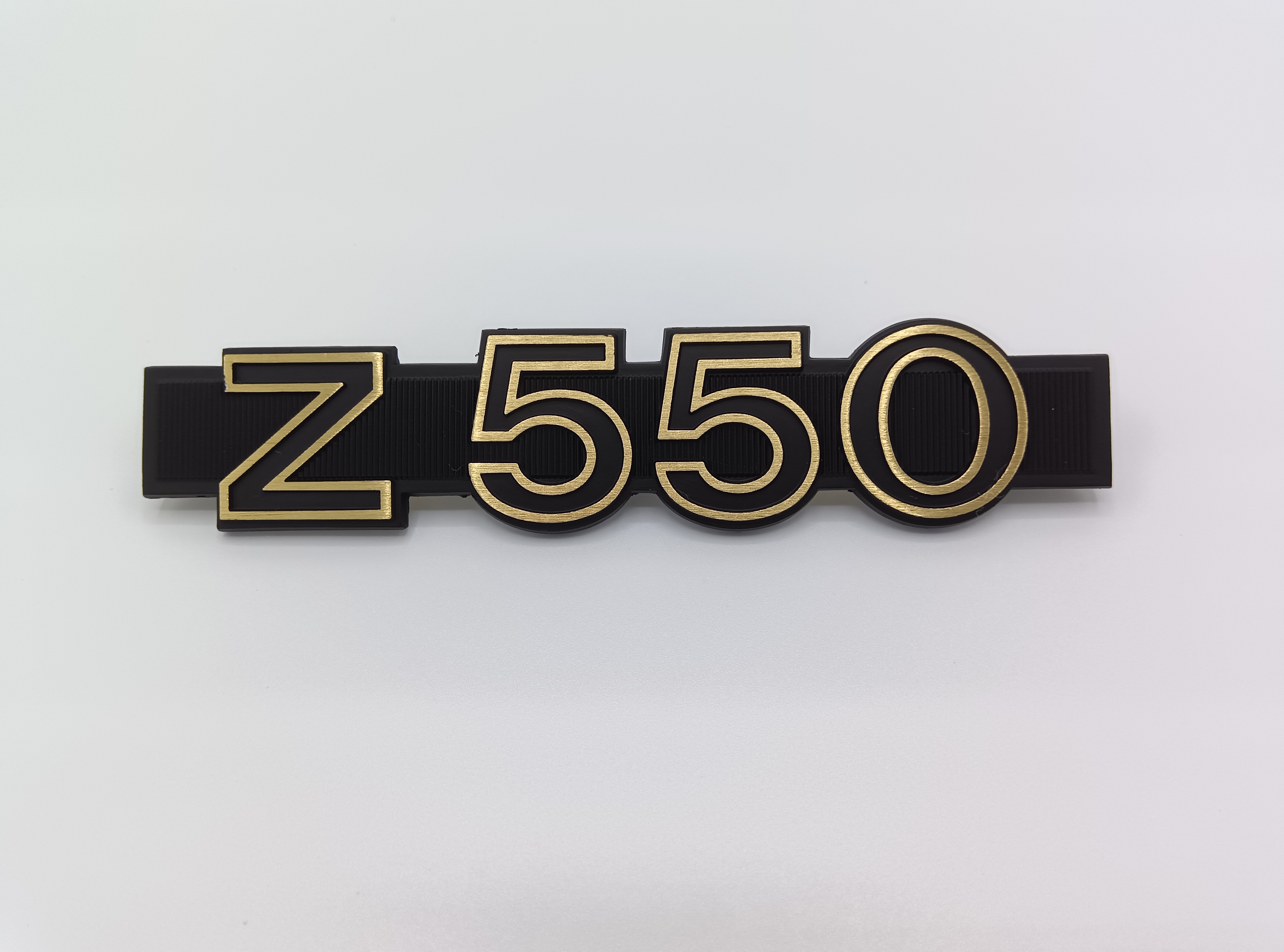 1982年 Z550 SIDE COVER EMBLEM "Z550"